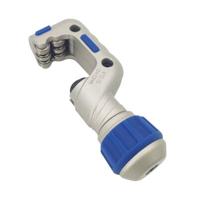 Вальцовка VALUE VFT-808-IS, дюймовая плашка, труборез, кейс